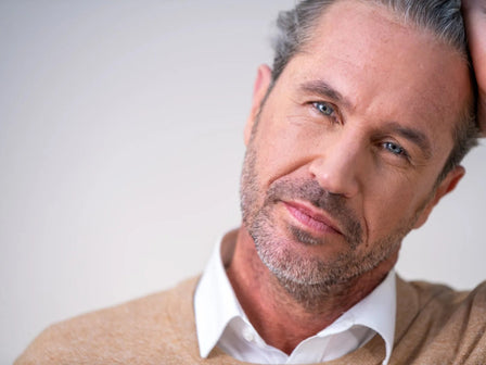 Kipeä päänahka: päänahan tulehdus: Kaikki mitä sinun tarvitsee tietää päänahan tulehduksesta