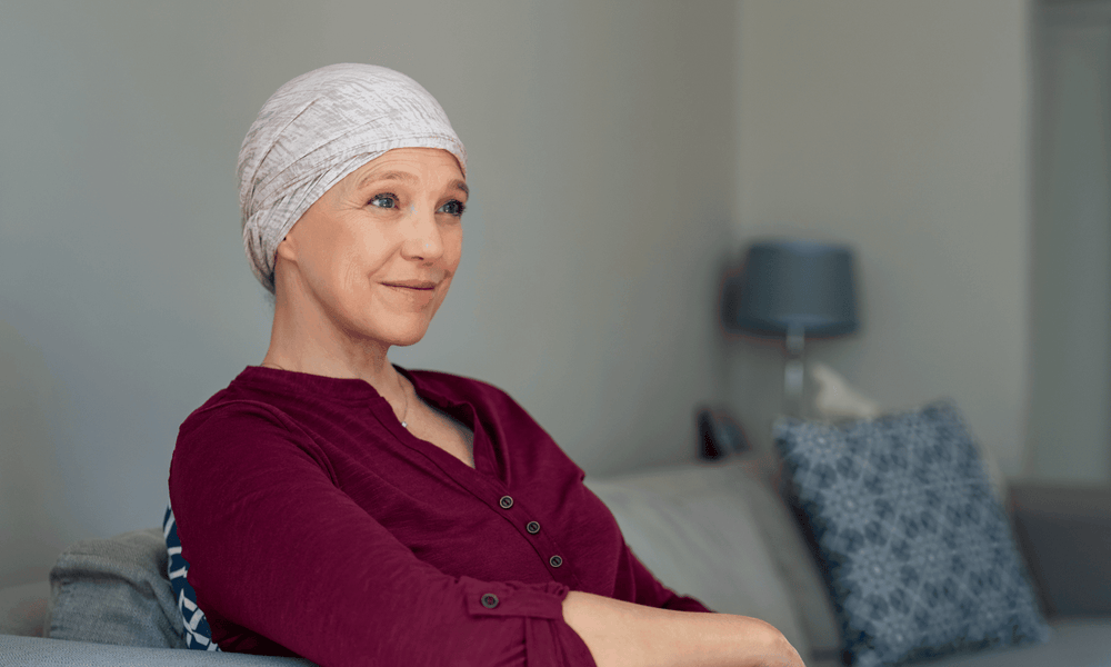 Forskning visar att laserterapi påskyndar hårväxt efter kemoterapi