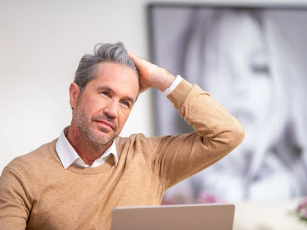 Trioksidiili vs. minoksidiili: Hiustenlähtöhoidot: Syvällinen katsaus hiustenlähtöhoitoihin
