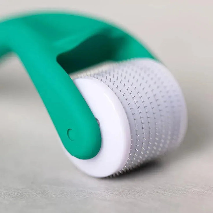 Neofollics scalp roller (0.3 mm) - Hairgivers