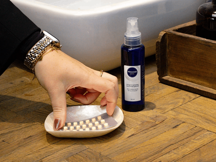 Czy antykoncepcja może powodować wypadanie włosów?