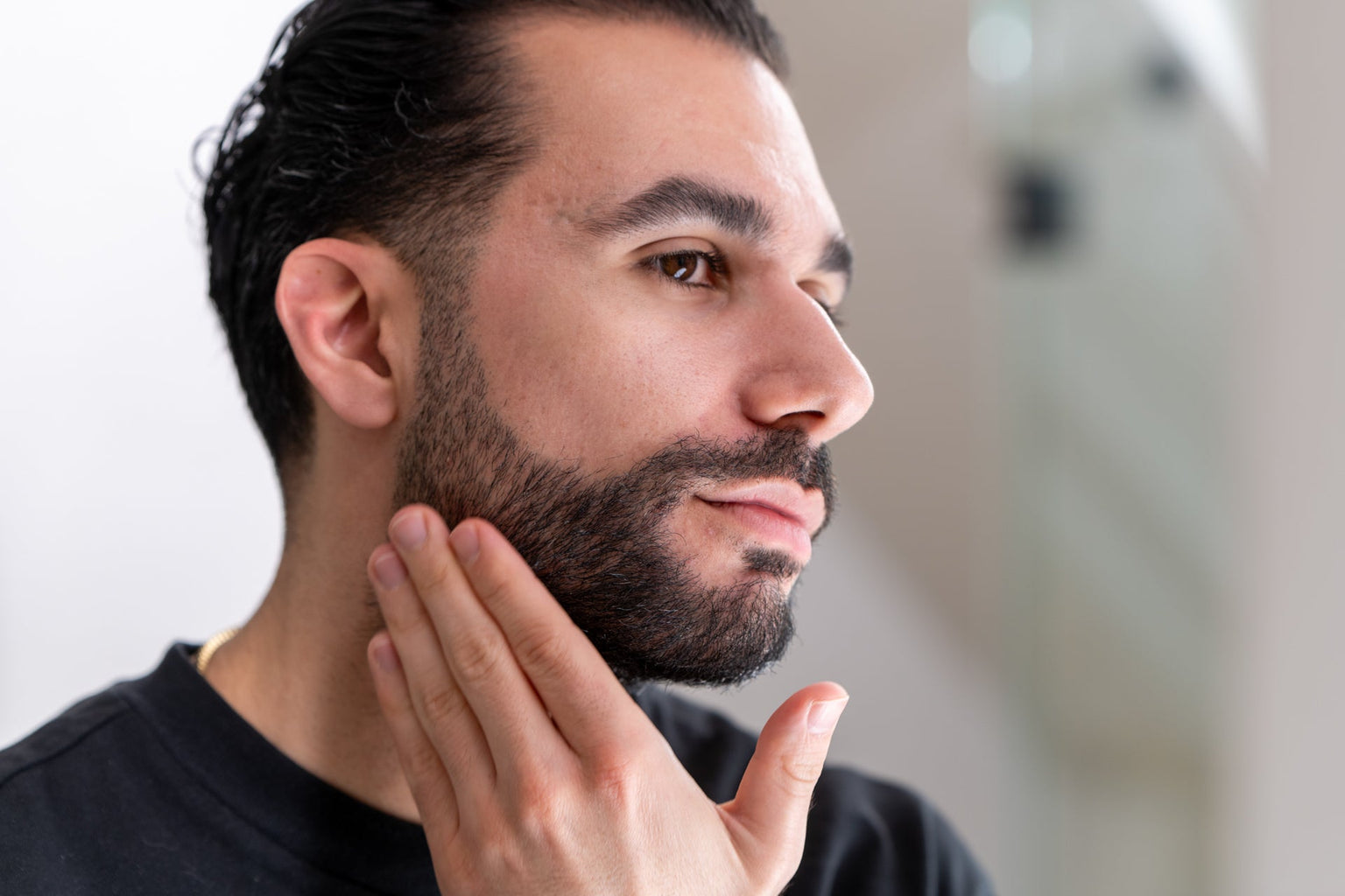 Comment fonctionne la pousse de la barbe ?