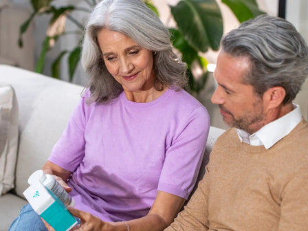 Vitamine e minerali per i capelli bianchi: cosa funziona davvero