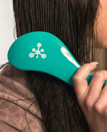 Neofollics detangler brush - Hair Growth Specialist