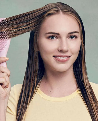 Tangle Teezer The Wet Detangler hairbrush - Millennial Pink - Hair Growth Specialist